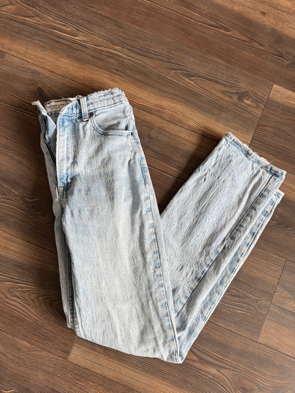 A&F 90’s straight ultra high rise